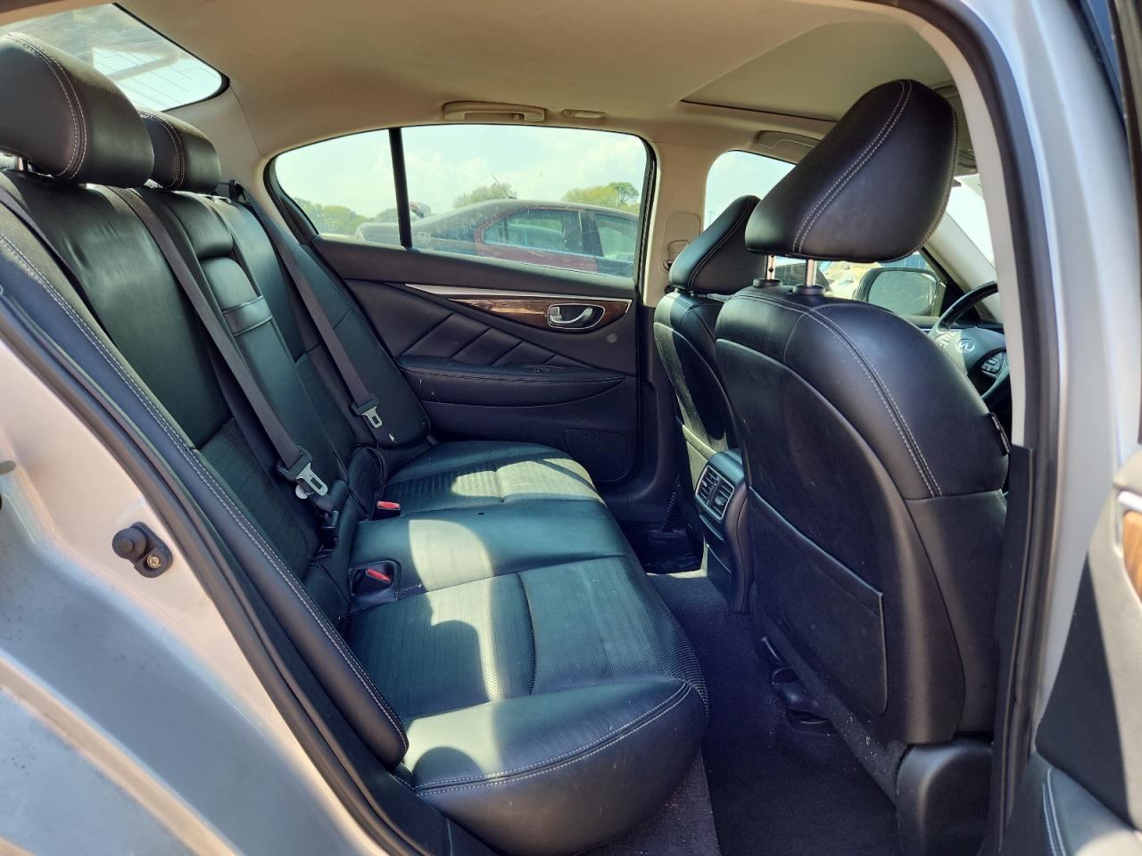 2014 Infiniti Q50 Base VIN: JN1BV7AP1EM671887 Lot: 80876395