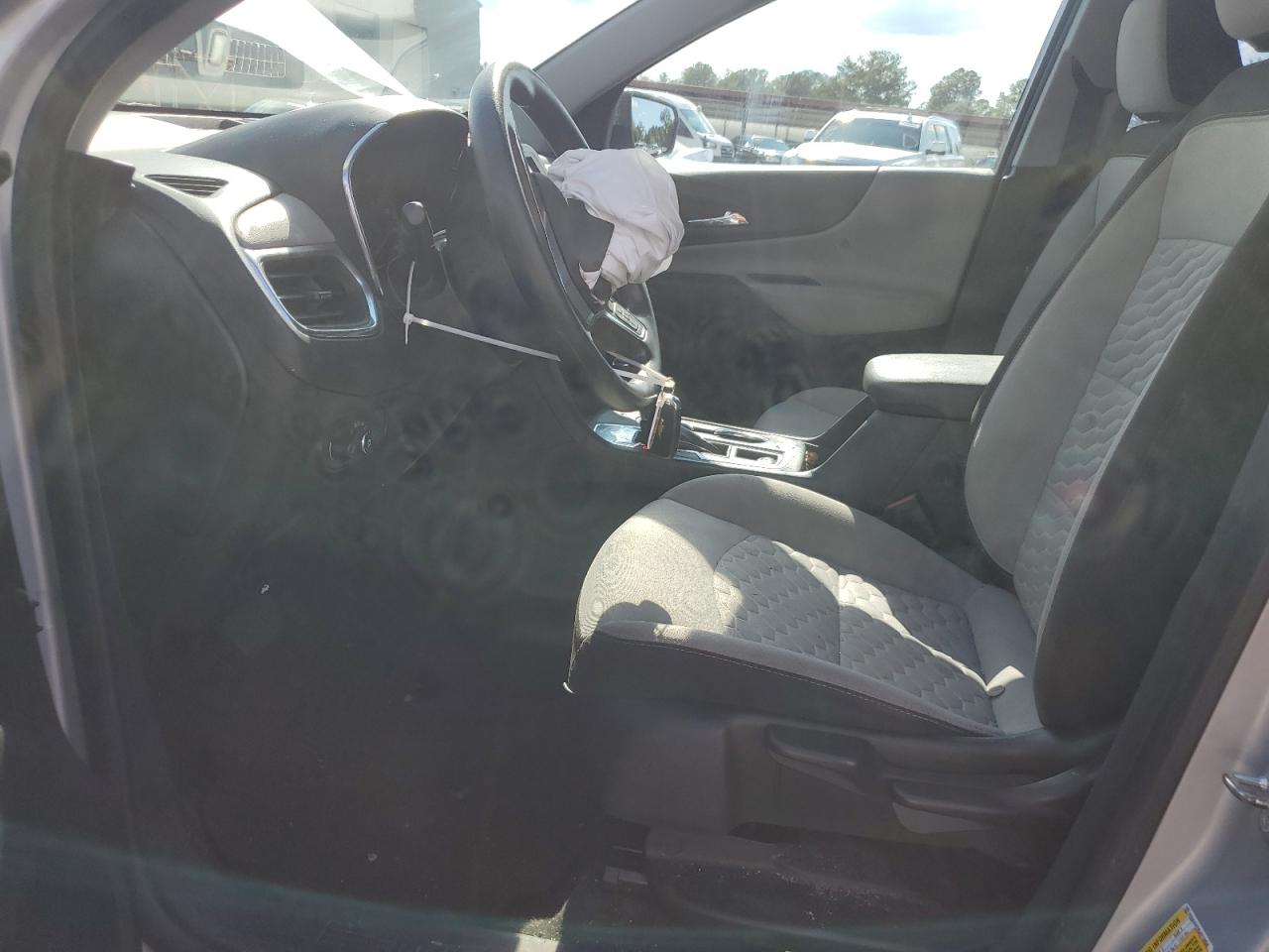 2018 Chevrolet Equinox Ls VIN: 2GNAXHEV5J6119956 Lot: 81826305