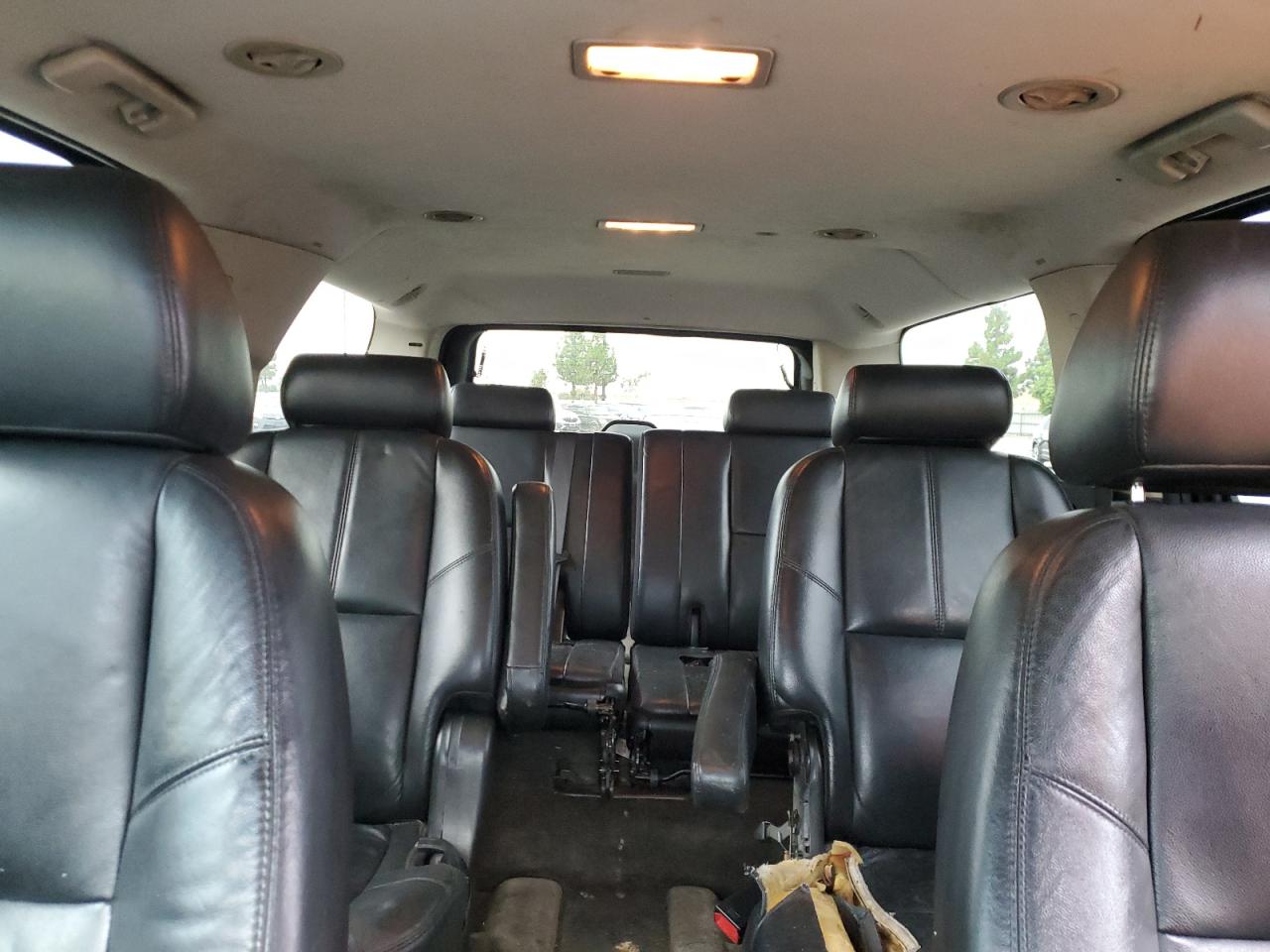 2009 Chevrolet Suburban C1500 Lt VIN: 1GNFC26089R196628 Lot: 80308515