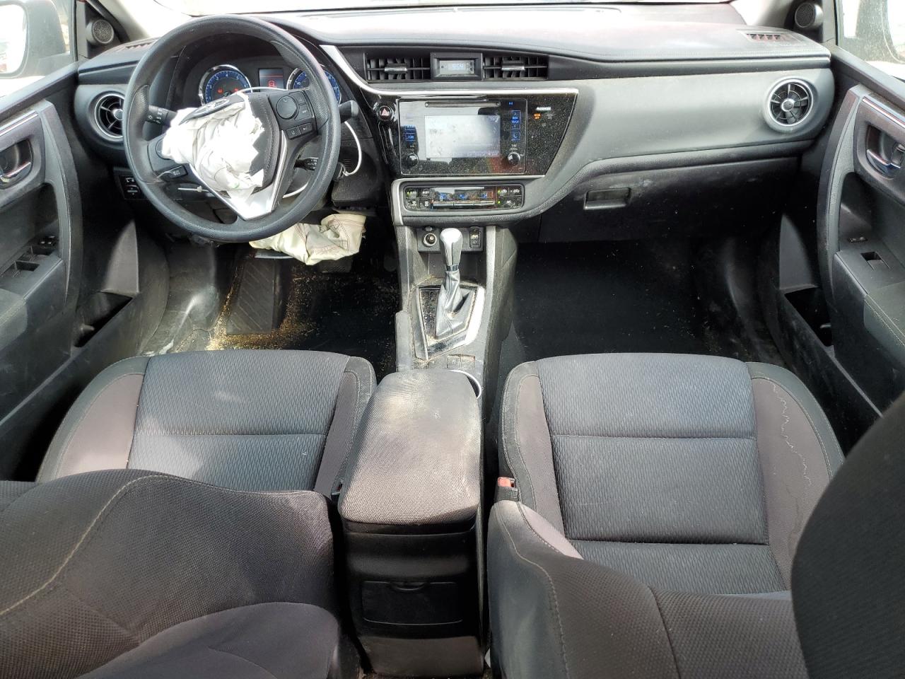 2017 Toyota Corolla L VIN: 5YFBURHE7HP692681 Lot: 81239195