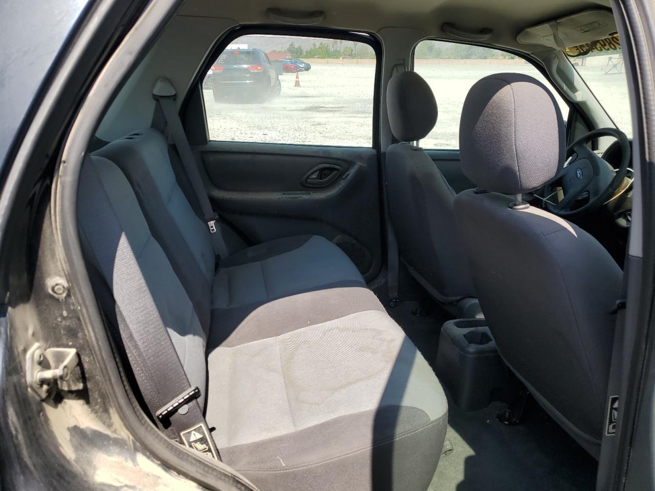 2003 Ford Escape Xls VIN: 1FMYU02B93KC87039 Lot: 84289345