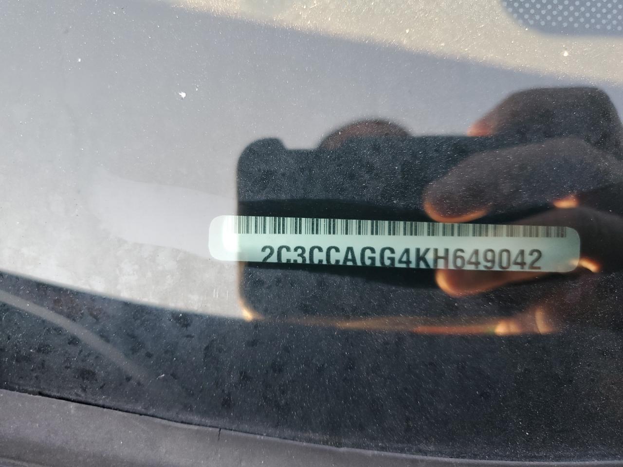 2019 Chrysler 300 S VIN: 2C3CCAGG4KH649042 Lot: 71439325