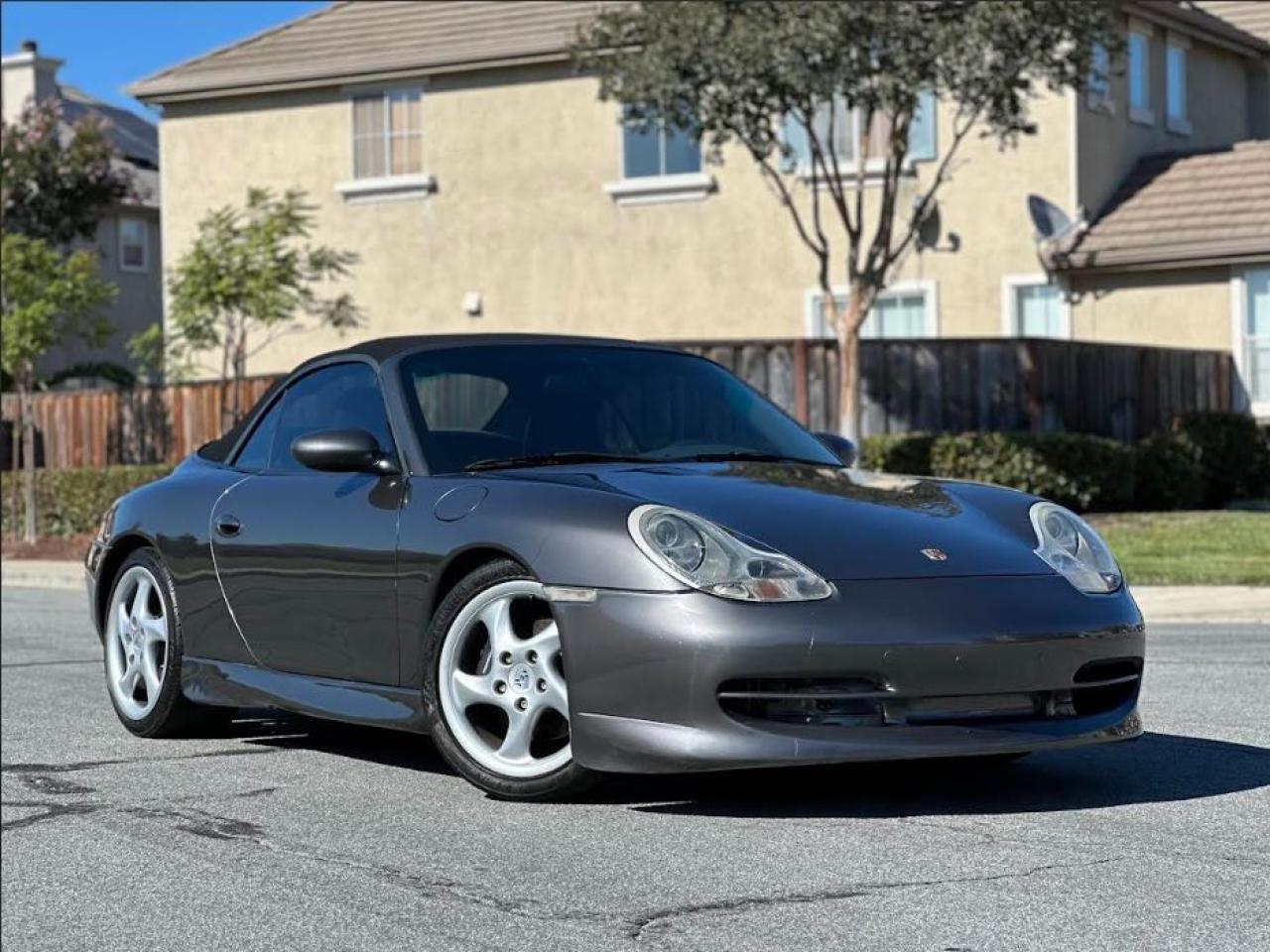 2001 Porsche 911 Carrer