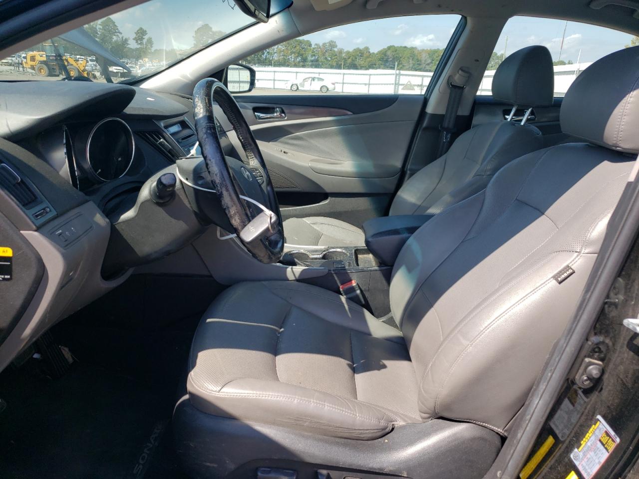 2015 Hyundai Sonata Hybrid VIN: KMHEC4A42FA125828 Lot: 83864655