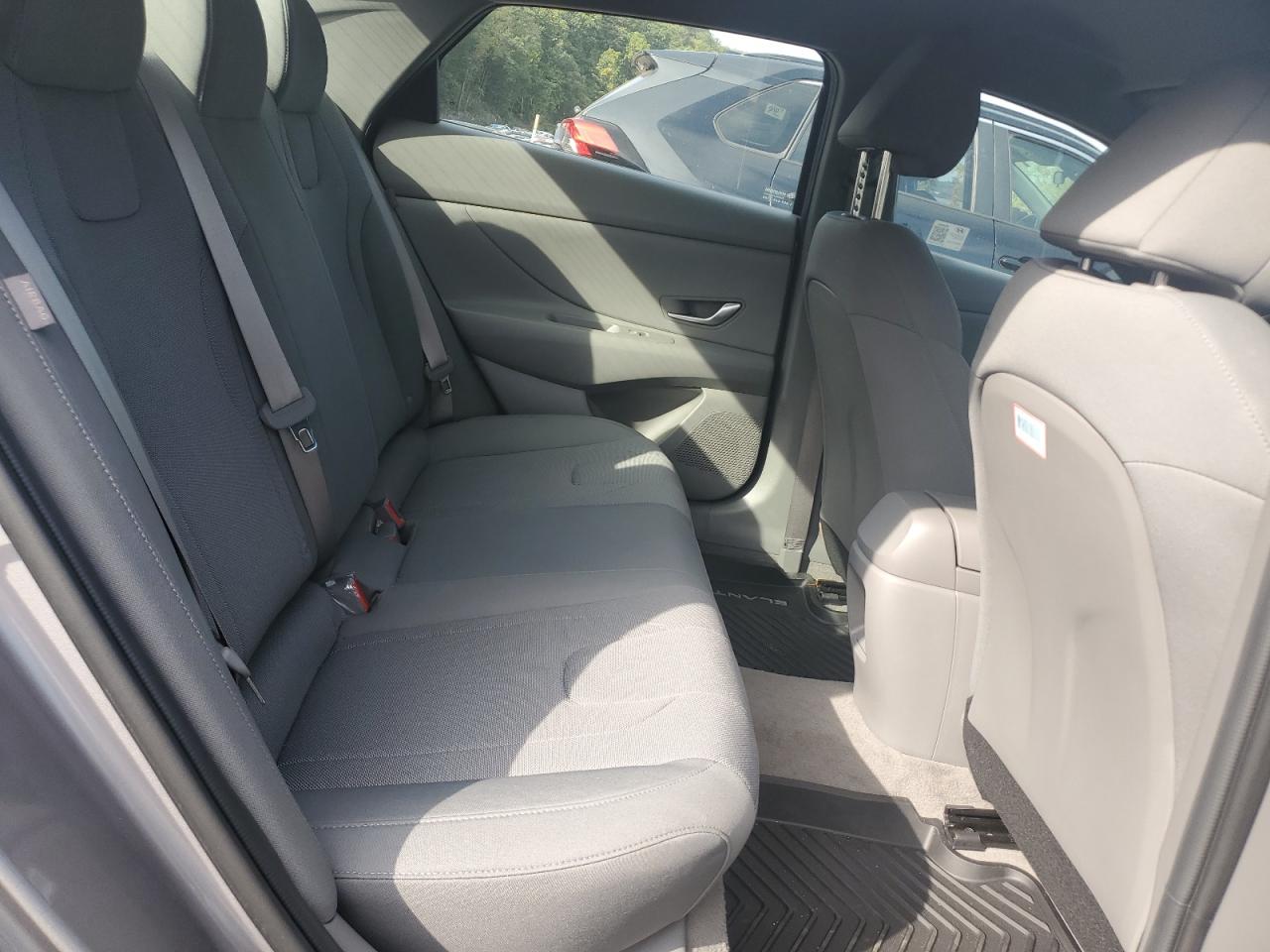 2024 Hyundai Elantra Se VIN: KMHLL4DG2RU726995 Lot: 81477845