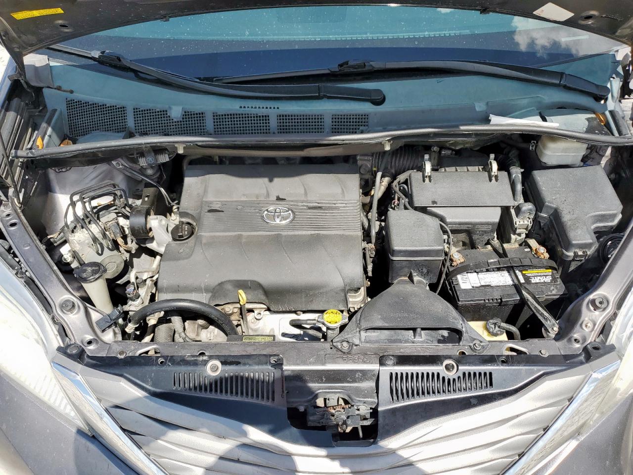 2013 Toyota Sienna Xle VIN: 5TDYK3DCXDS383810 Lot: 81410005