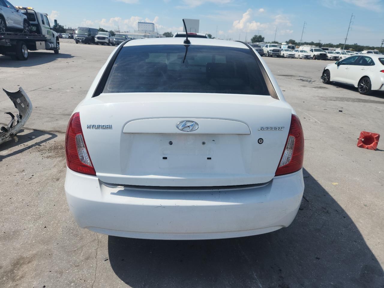 2010 Hyundai Accent Gls VIN: KMHCN4AC6AU418020 Lot: 81866685