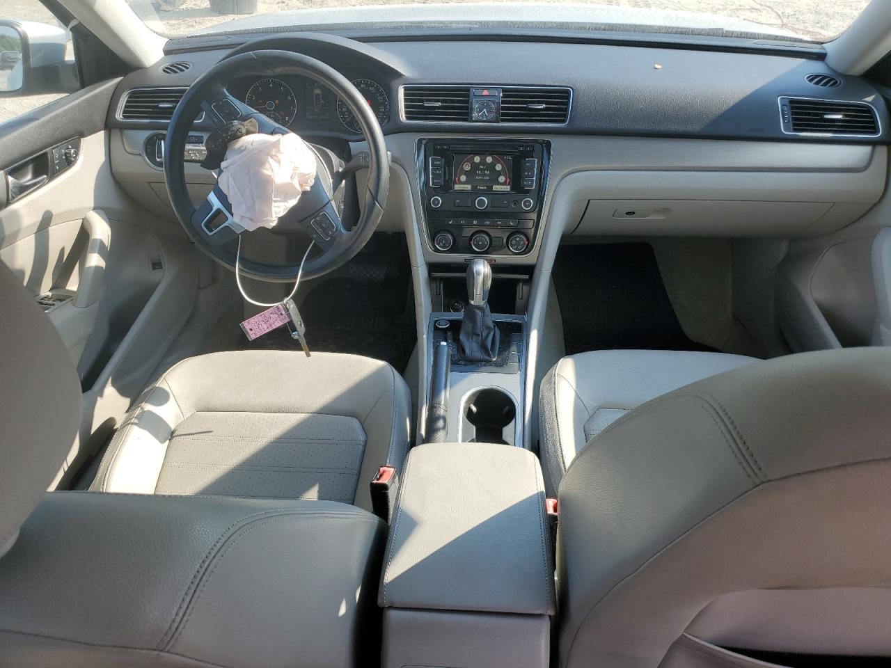 2015 Volkswagen Passat Se VIN: 1VWBS7A34FC004741 Lot: 80783475