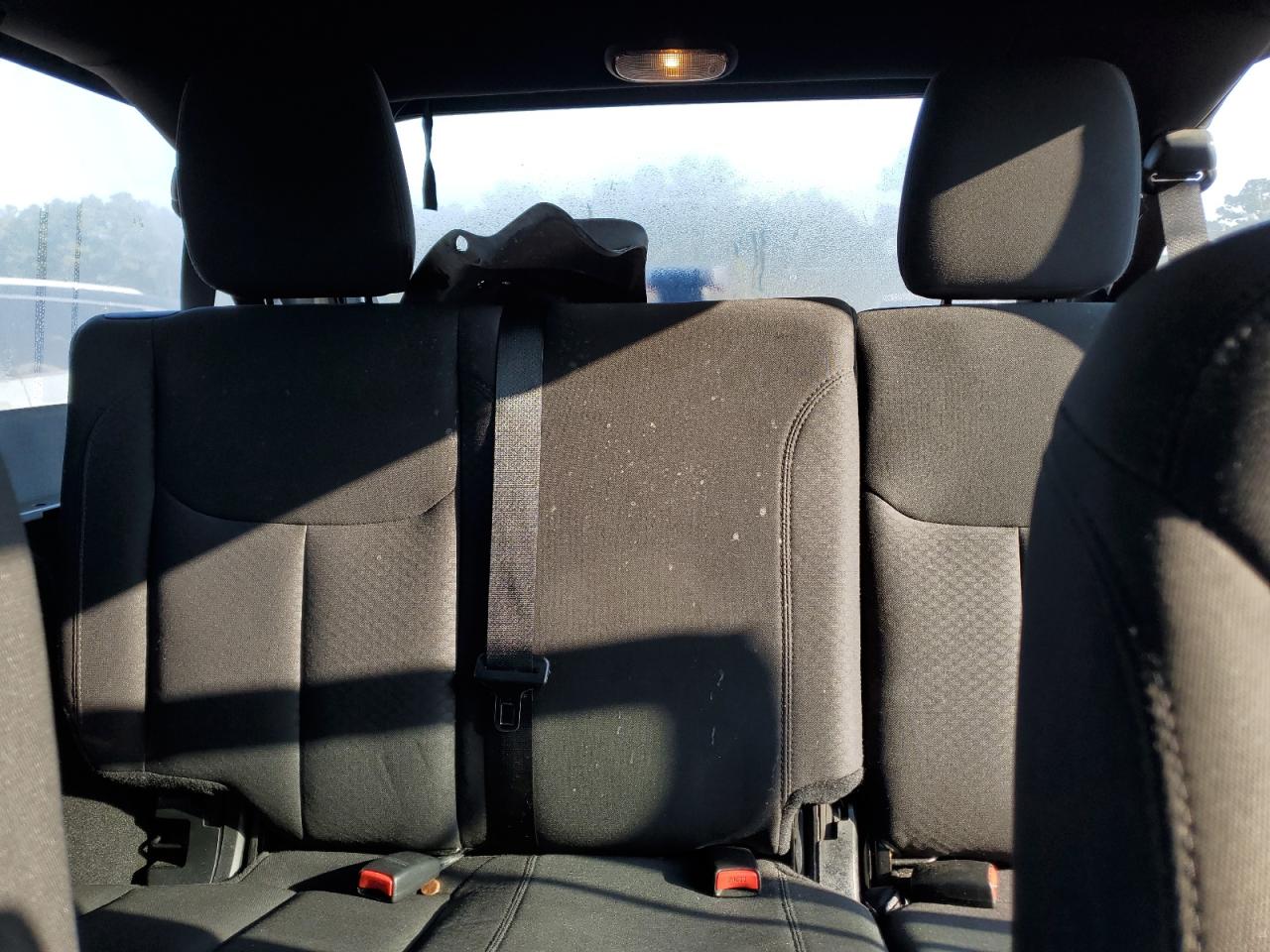 2018 Jeep Wrangler Unlimited Sport VIN: 1C4BJWDG6JL869606 Lot: 71824045