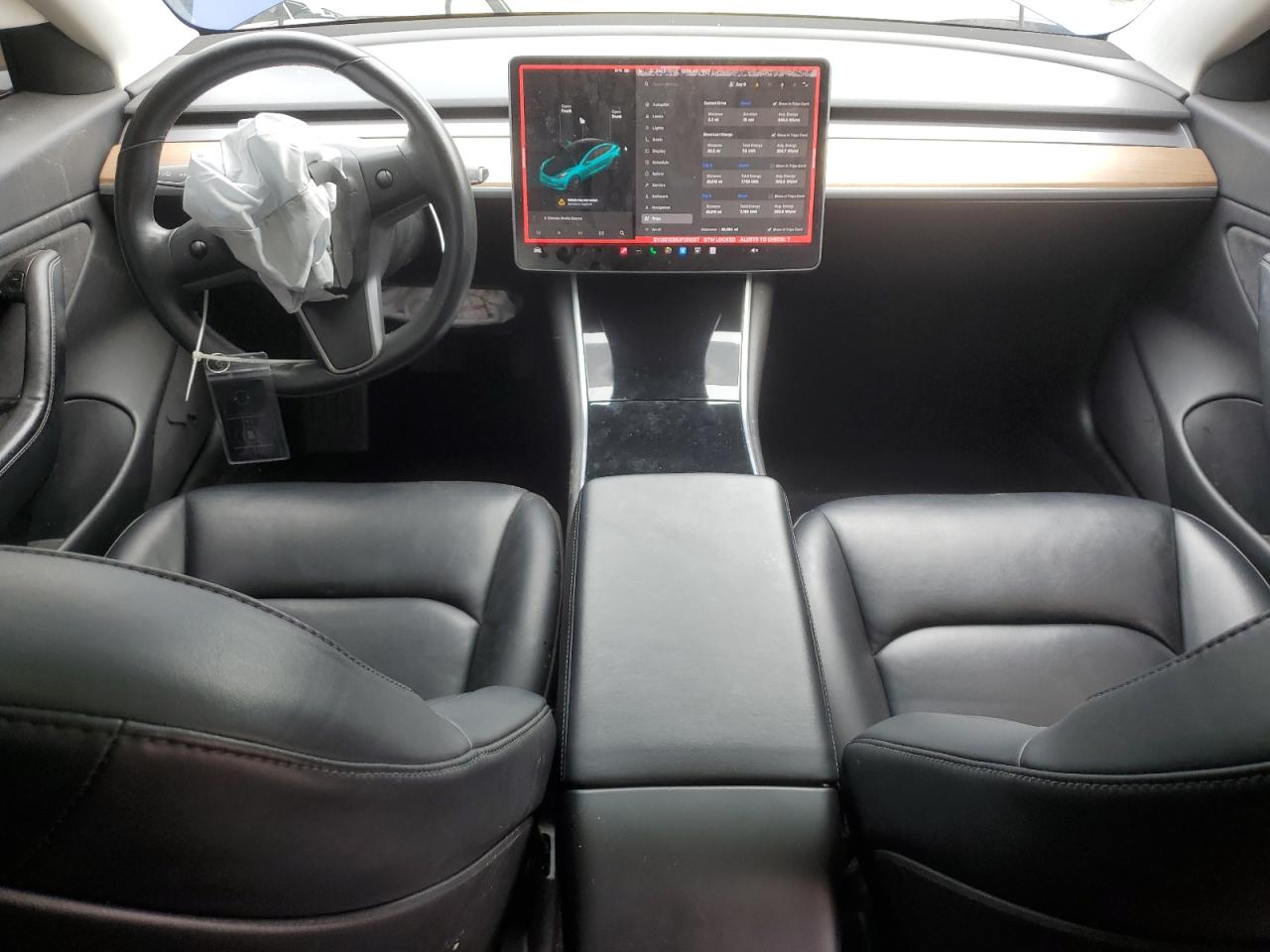 2018 Tesla Model 3 VIN: 5YJ3E1EB5JF131037 Lot: 81468995