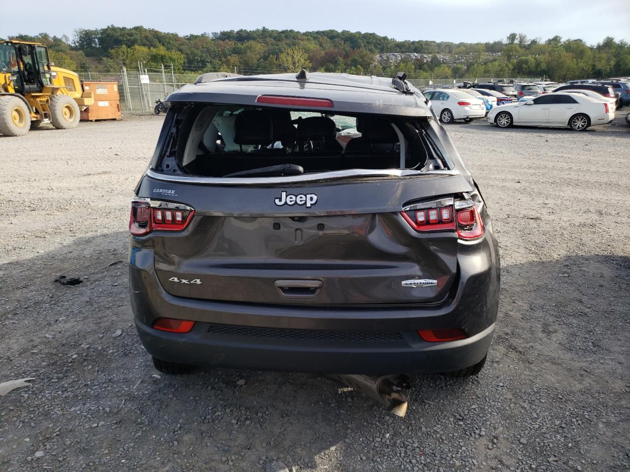 2019 Jeep Compass Latitude VIN: 3C4NJDBB5KT768538 Lot: 84698825