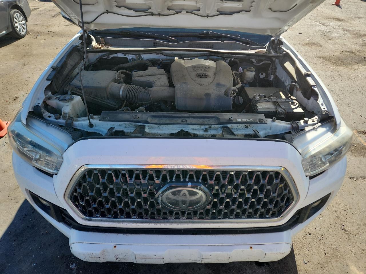 2018 Toyota Tacoma Double Cab VIN: 5TFDZ5BN4JX037462 Lot: 81096785