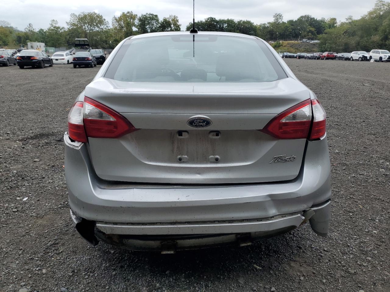 2017 Ford Fiesta S VIN: 3FADP4AJ8HM134295 Lot: 82036275