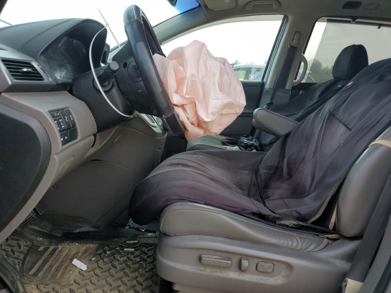 2011 Honda Odyssey Touring VIN: 5FNRL5H93BB090070 Lot: 80742365