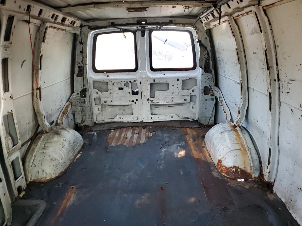 2006 Chevrolet Express G2500 VIN: 1GCGG25VX61220453 Lot: 72026125