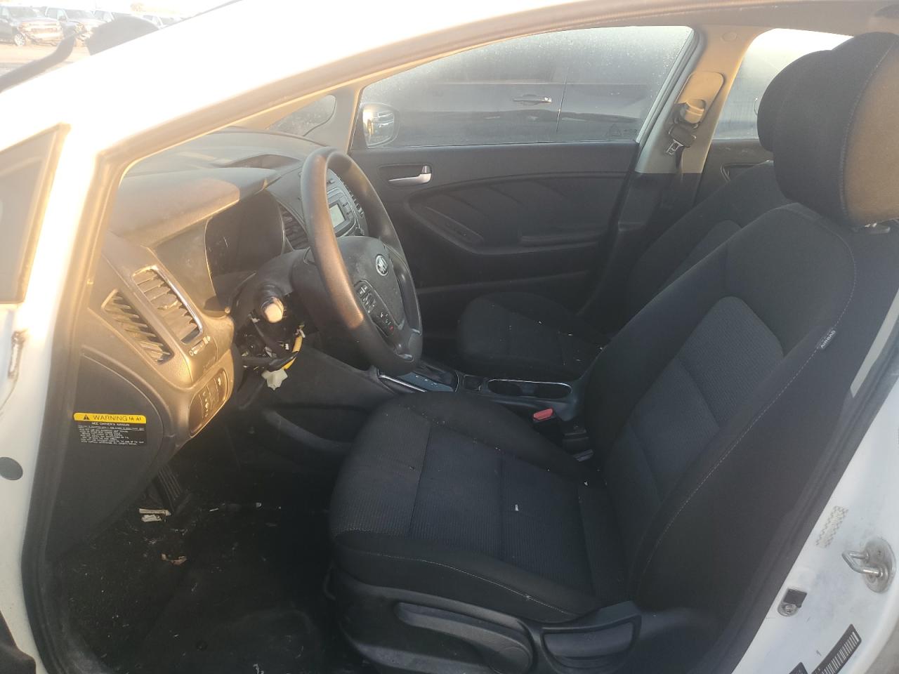 2017 Kia Forte Lx VIN: 3KPFK4A77HE028047 Lot: 71102205