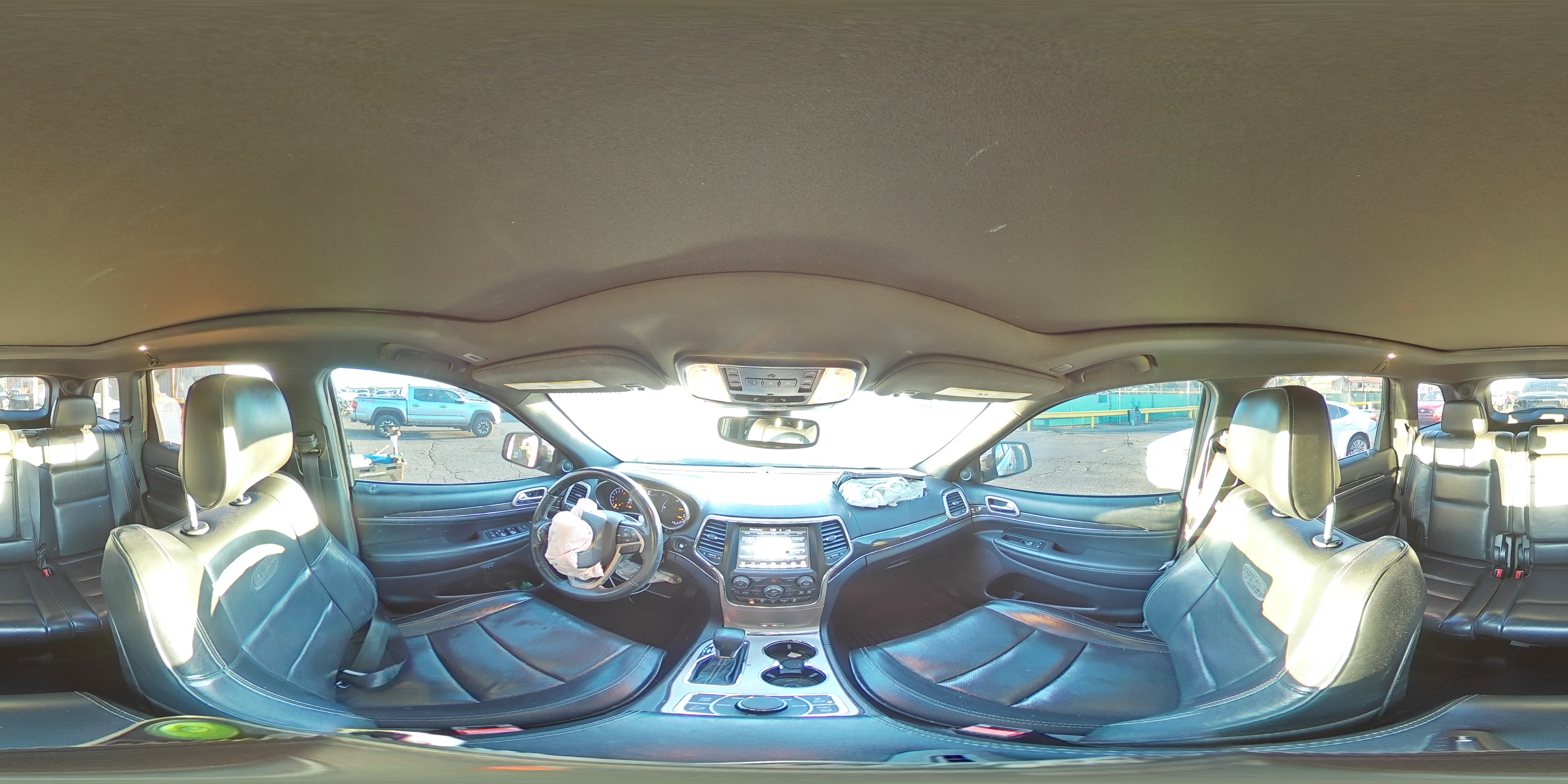 2017 Jeep Grand Cherokee Overland VIN: 1C4RJFCGXHC756588 Lot: 84282675