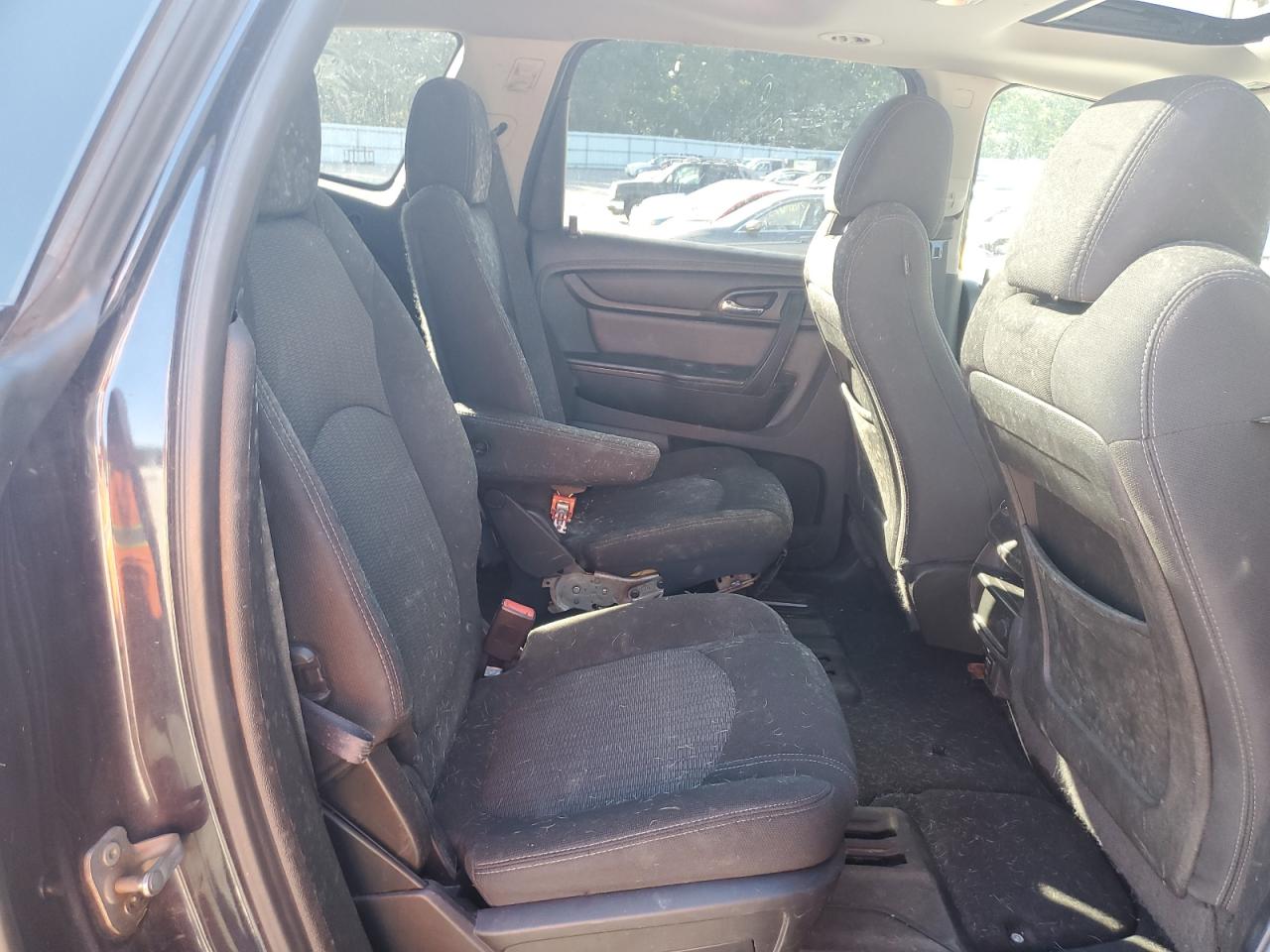 2015 Chevrolet Traverse Lt VIN: 1GNKVGKDXFJ389257 Lot: 81634535