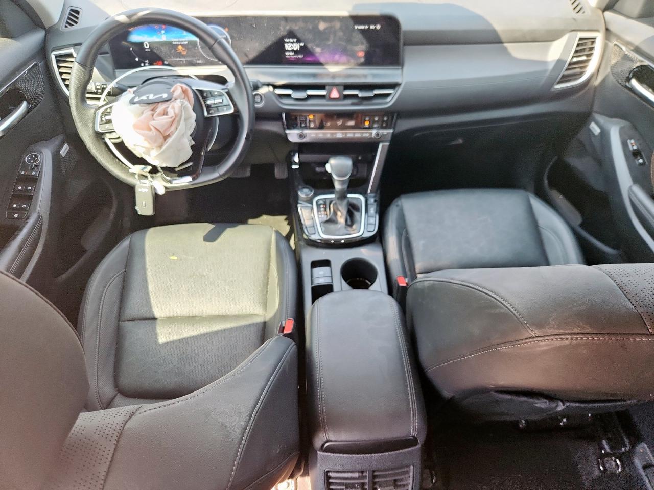 2024 Kia Seltos Sx VIN: KNDETCA75R7622513 Lot: 81139155