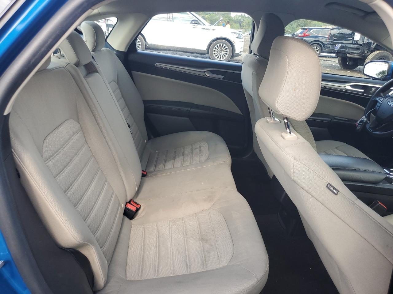 2020 Ford Fusion S VIN: 3FA6P0G72LR216127 Lot: 80945445