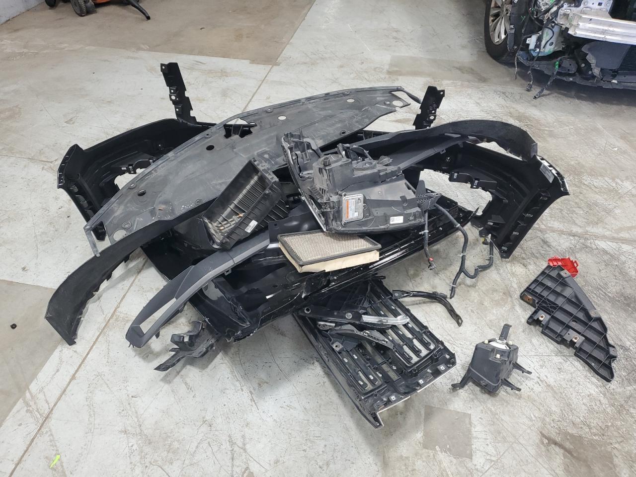 2015 Chevrolet Tahoe K1500 Ltz VIN: 1GNSKCKC4FR691752 Lot: 71042015