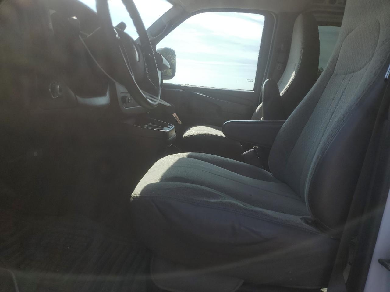 2014 Chevrolet Express G2500 VIN: 1GCWGGCA9E1165811 Lot: 81255595