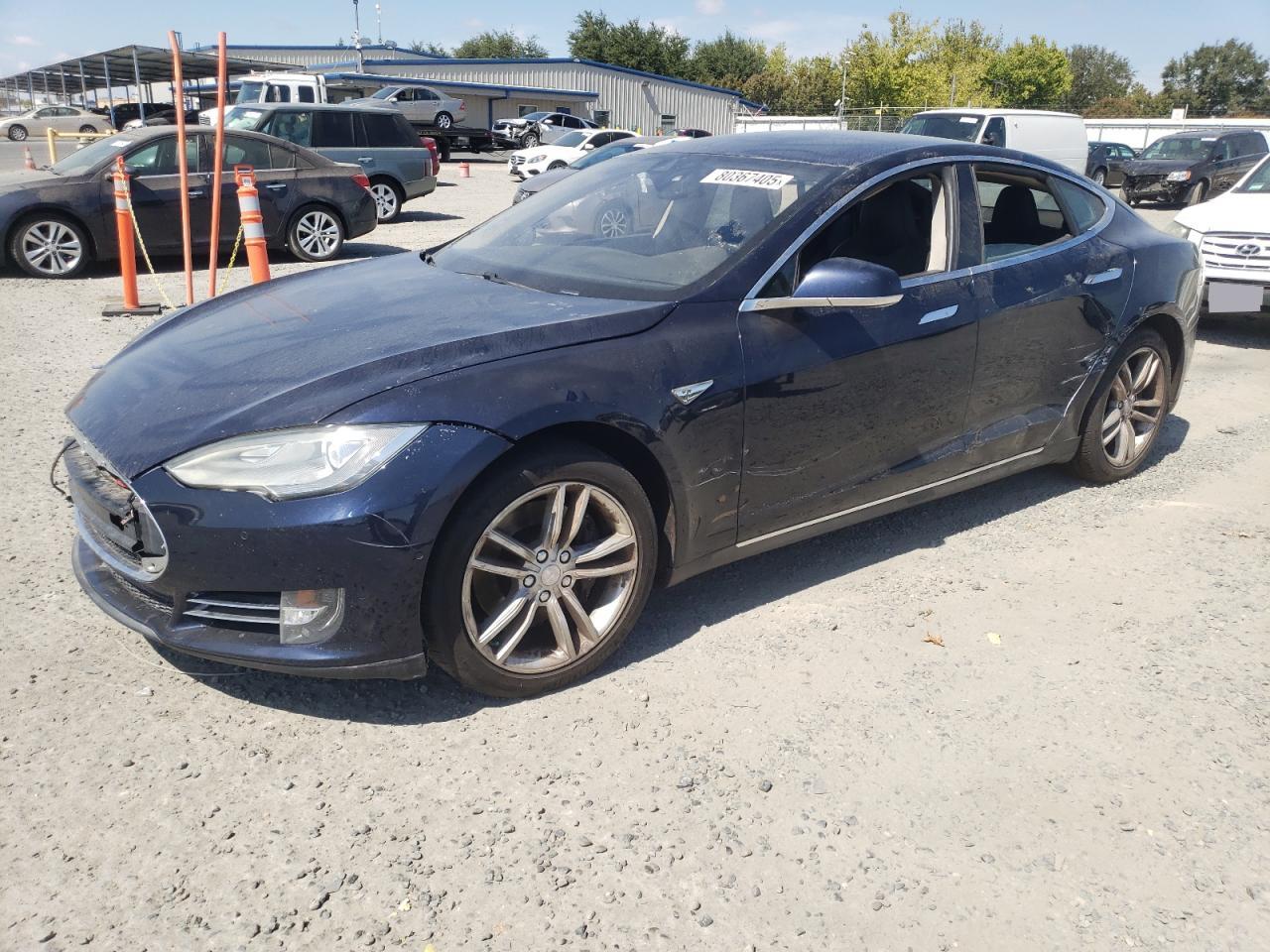 2015 Tesla Model S 85 blue  Electric 5YJSA1H14FF080616 photo #1