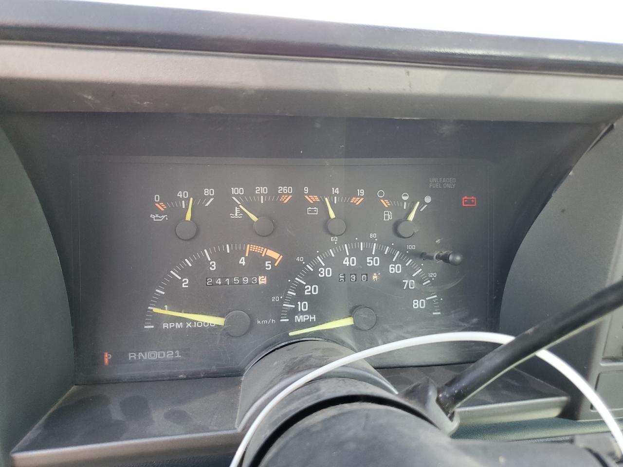 1993 Chevrolet Gmt-400 C1500 VIN: 1GCEC14K2PZ251073 Lot: 80739645