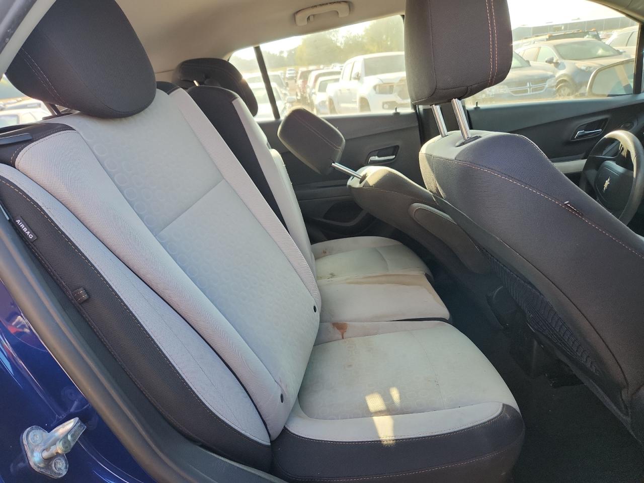 2017 Chevrolet Trax Ls VIN: 3GNCJKSB2HL213980 Lot: 71980975