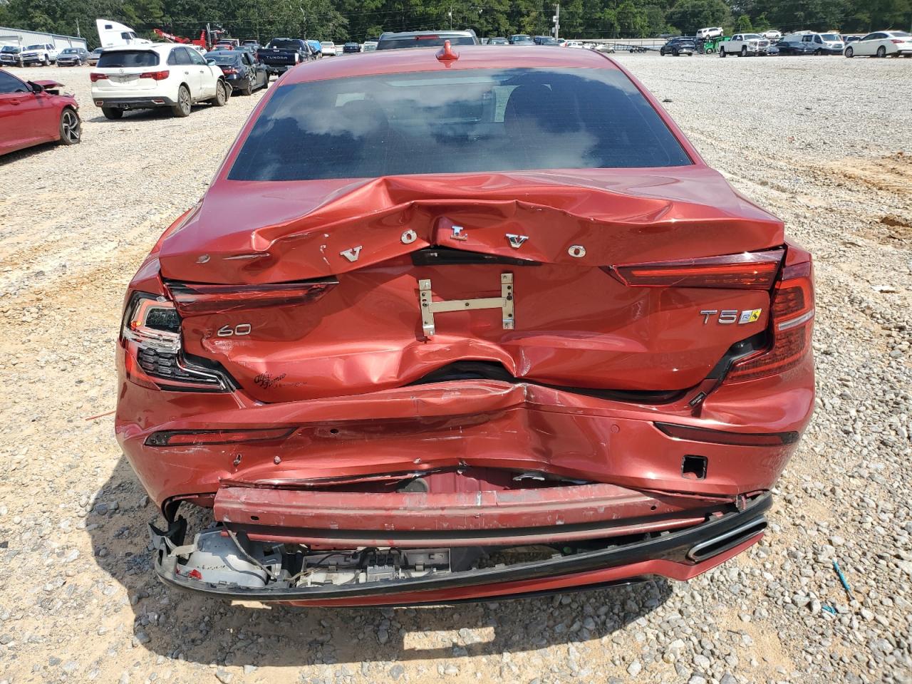 2019 Volvo S60 T5 R-Design VIN: 7JR102FM5KG006754 Lot: 71834685