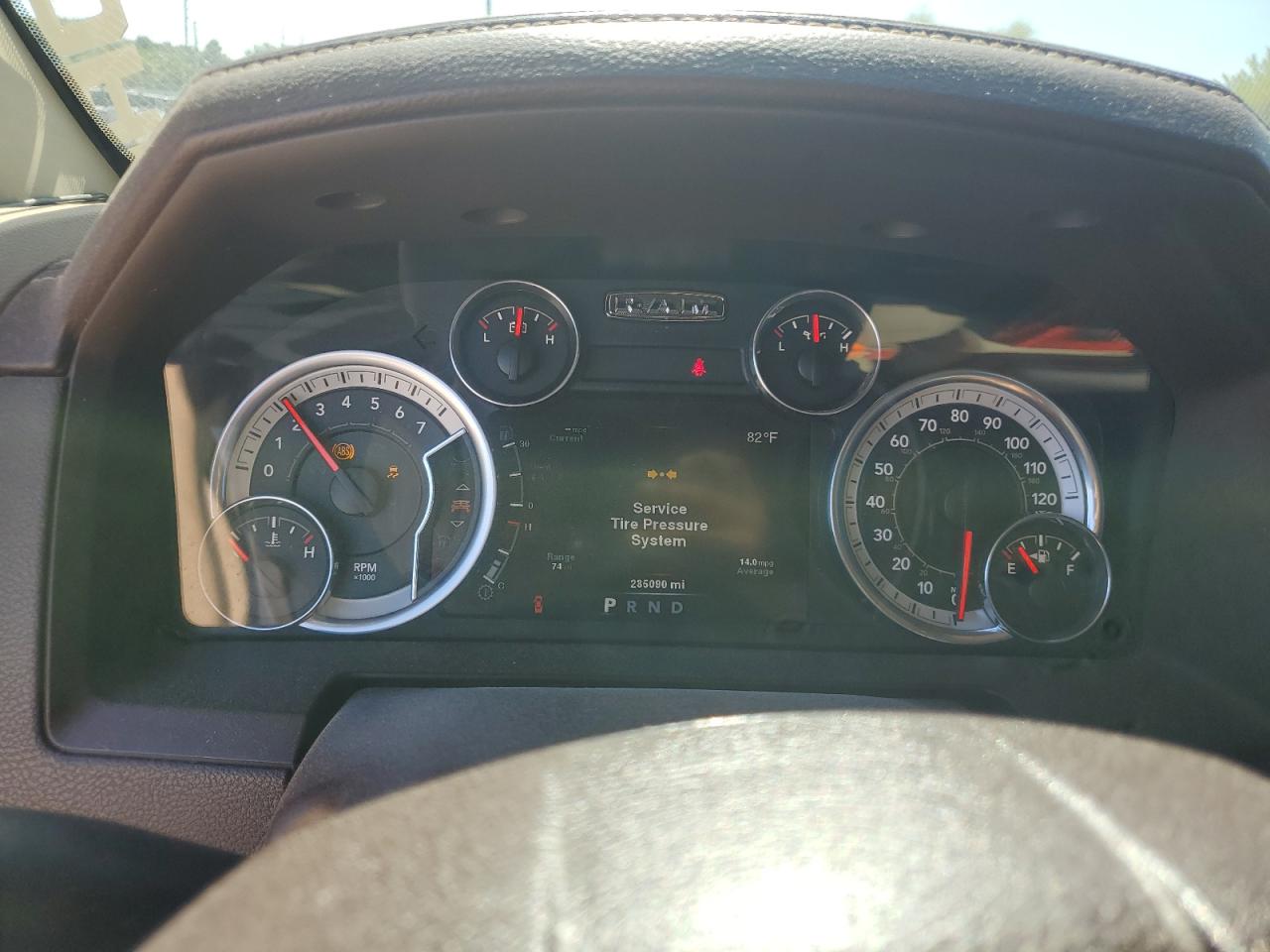 2014 Ram 1500 Laramie VIN: 1C6RR7NT5ES275424 Lot: 81945305