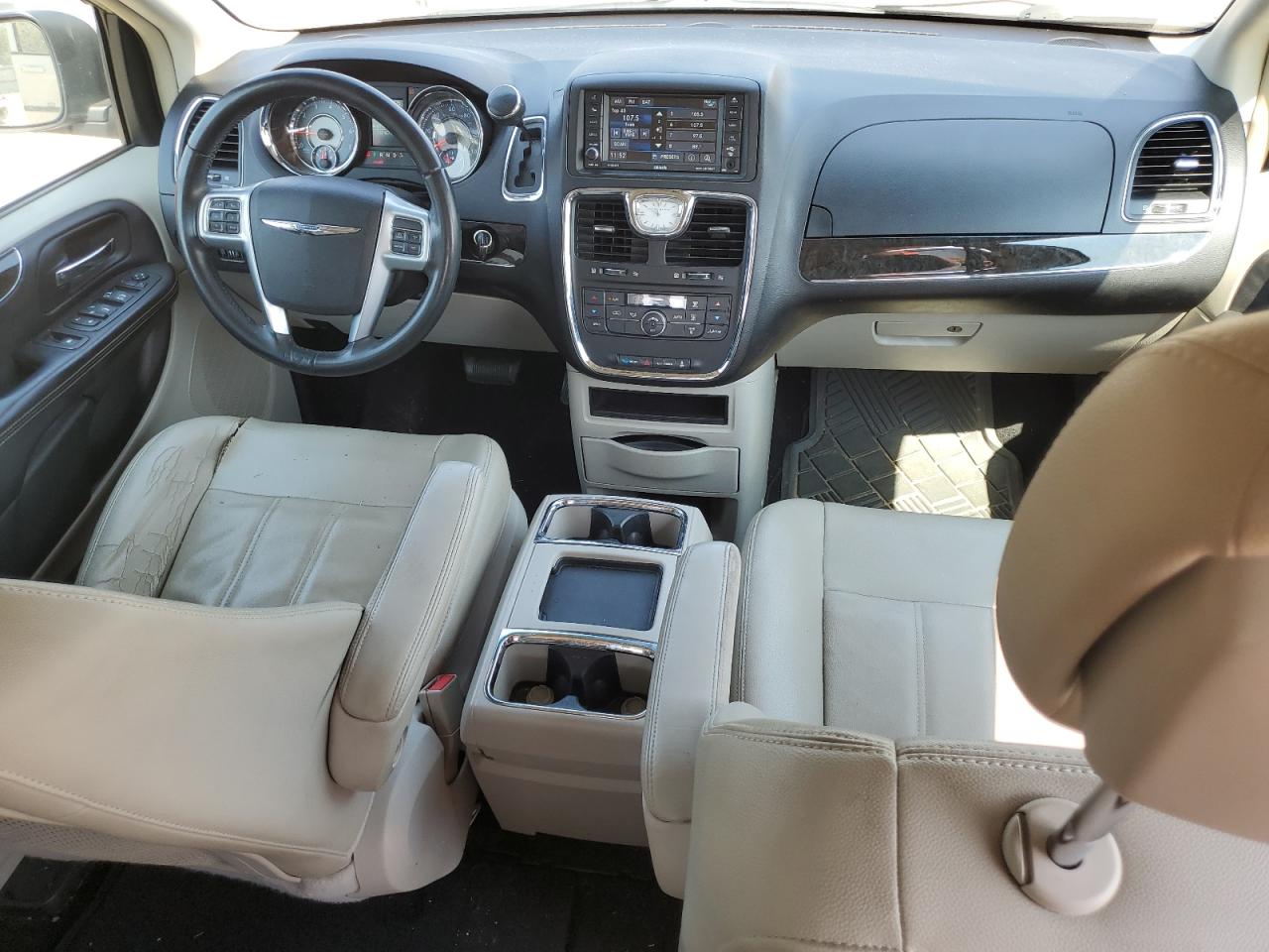 2013 Chrysler Town & Country Touring VIN: 2C4RC1BG4DR647737 Lot: 80742395