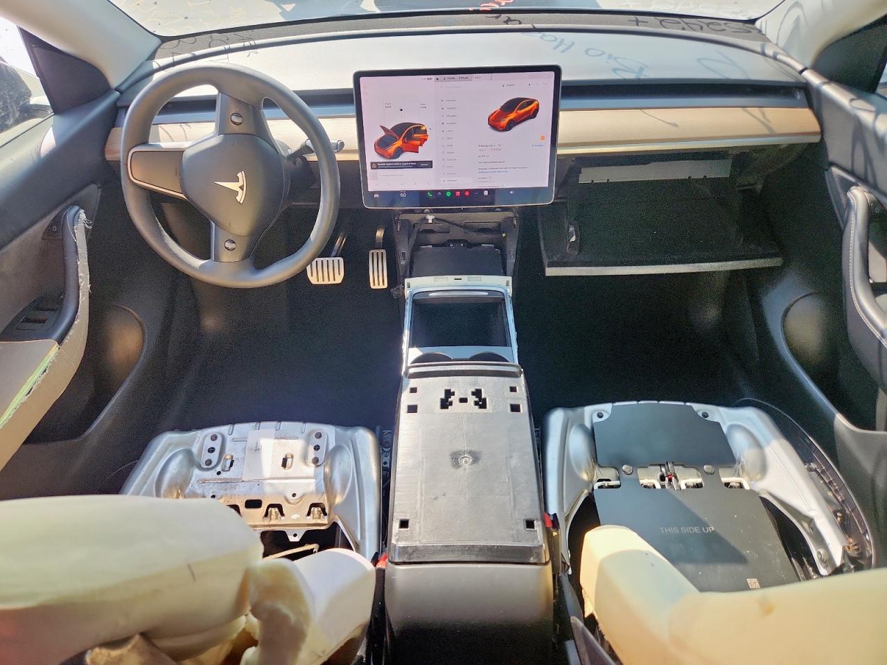 2022 Tesla Model Y VIN: 7SAYGDEF9NF352427 Lot: 71035525