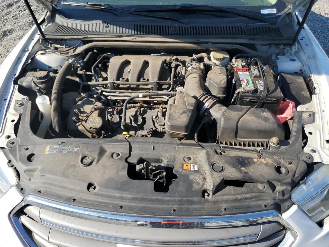 2015 Ford Taurus Sel VIN: 1FAHP2H82FG205944 Lot: 83820795