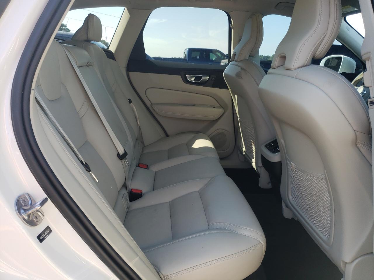 2022 Volvo Xc60 B5 Inscription VIN: YV4L12DL5N1033309 Lot: 80811675