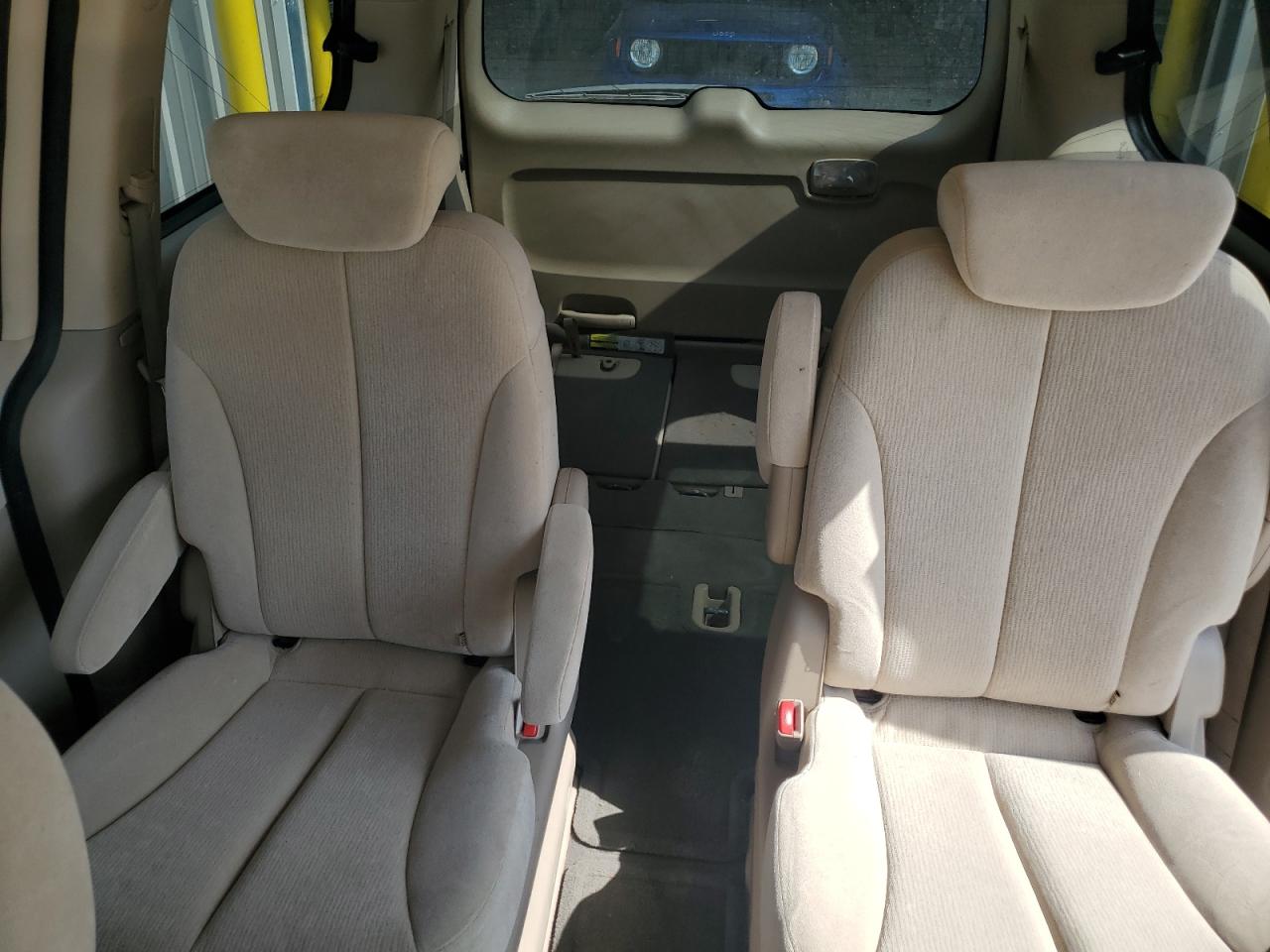 2008 Kia Sedona Ex VIN: KNDMB233086266124 Lot: 80478535