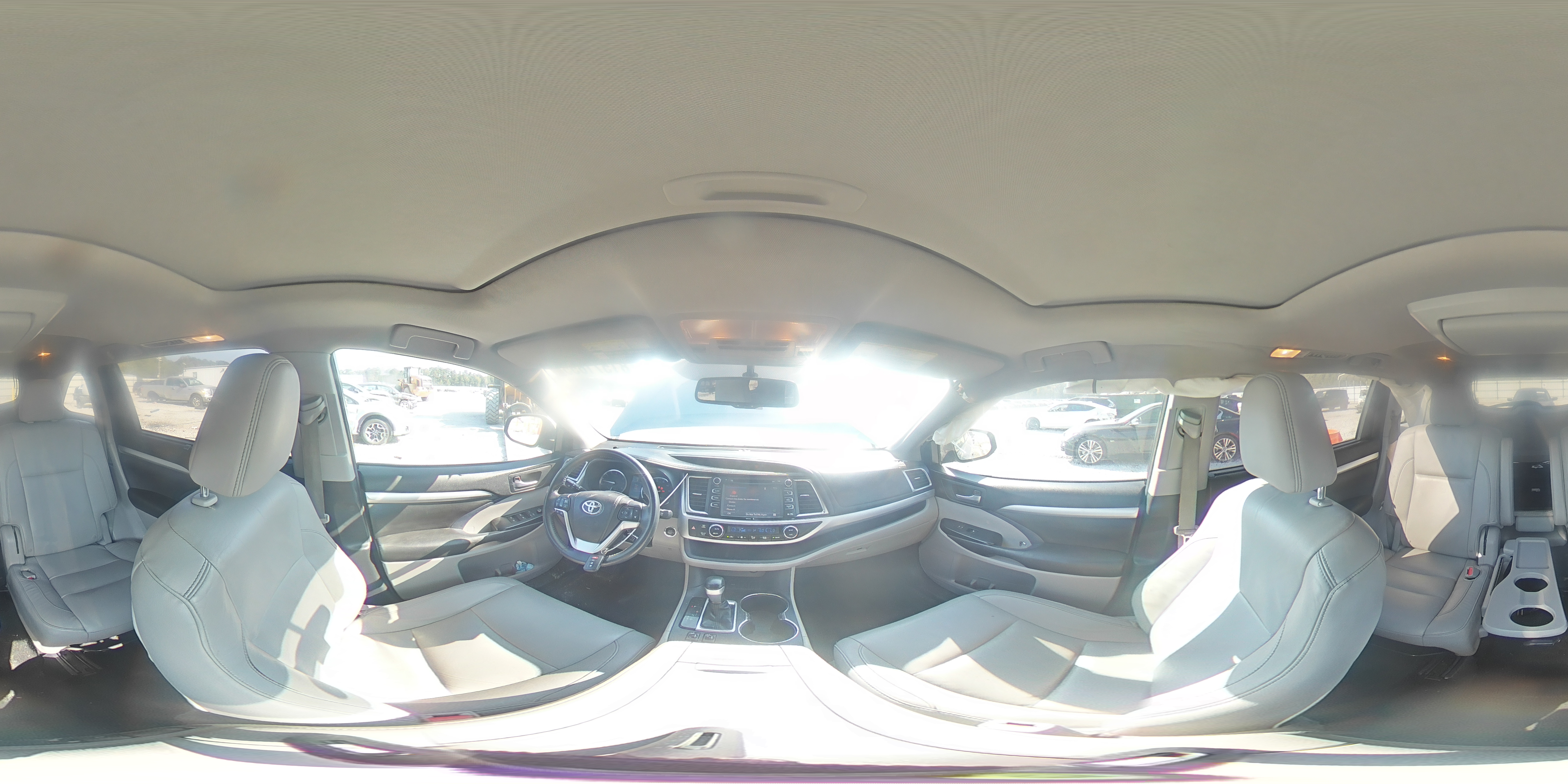 2014 Toyota Highlander Xle VIN: 5TDKKRFH5ES018356 Lot: 81571655