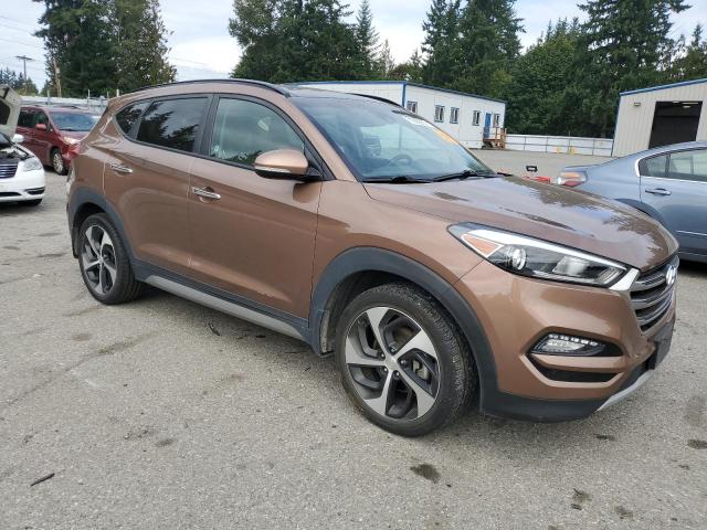  HYUNDAI TUCSON 2017 Коричневый