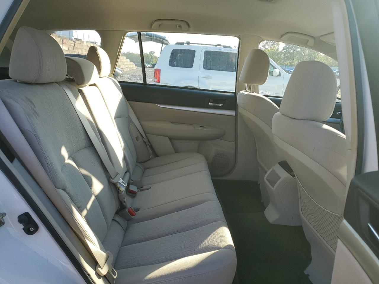 2014 Subaru Outback 2.5I VIN: 4S4BRCAC0E1324068 Lot: 84545585