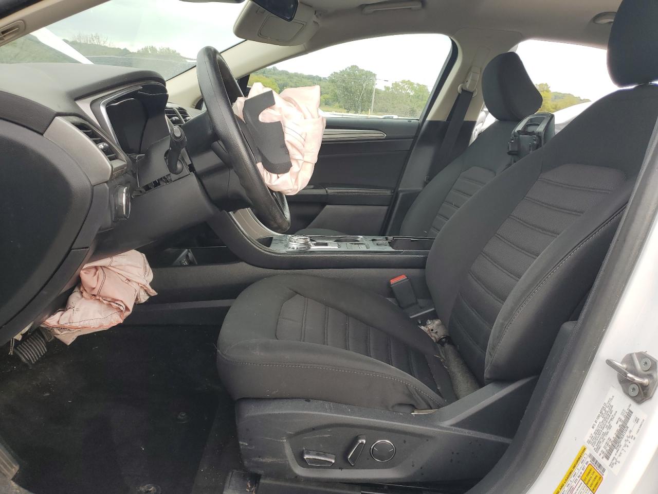 2020 Ford Fusion Se VIN: 3FA6P0H78LR155638 Lot: 84191185