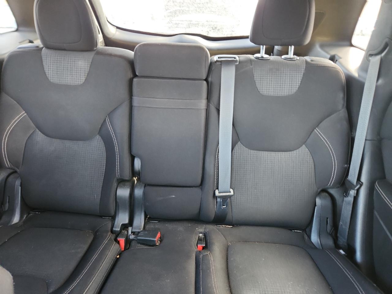 2015 Jeep Cherokee Latitude VIN: 1C4PJMCB5FW697025 Lot: 71229765