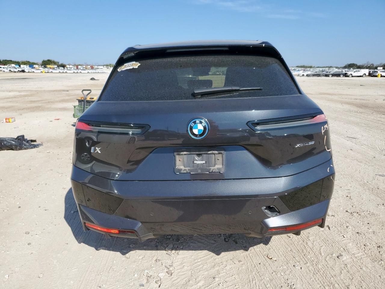 2022 BMW Ix xDrive50 VIN: WB523CF05NCJ77136 Lot: 84242165