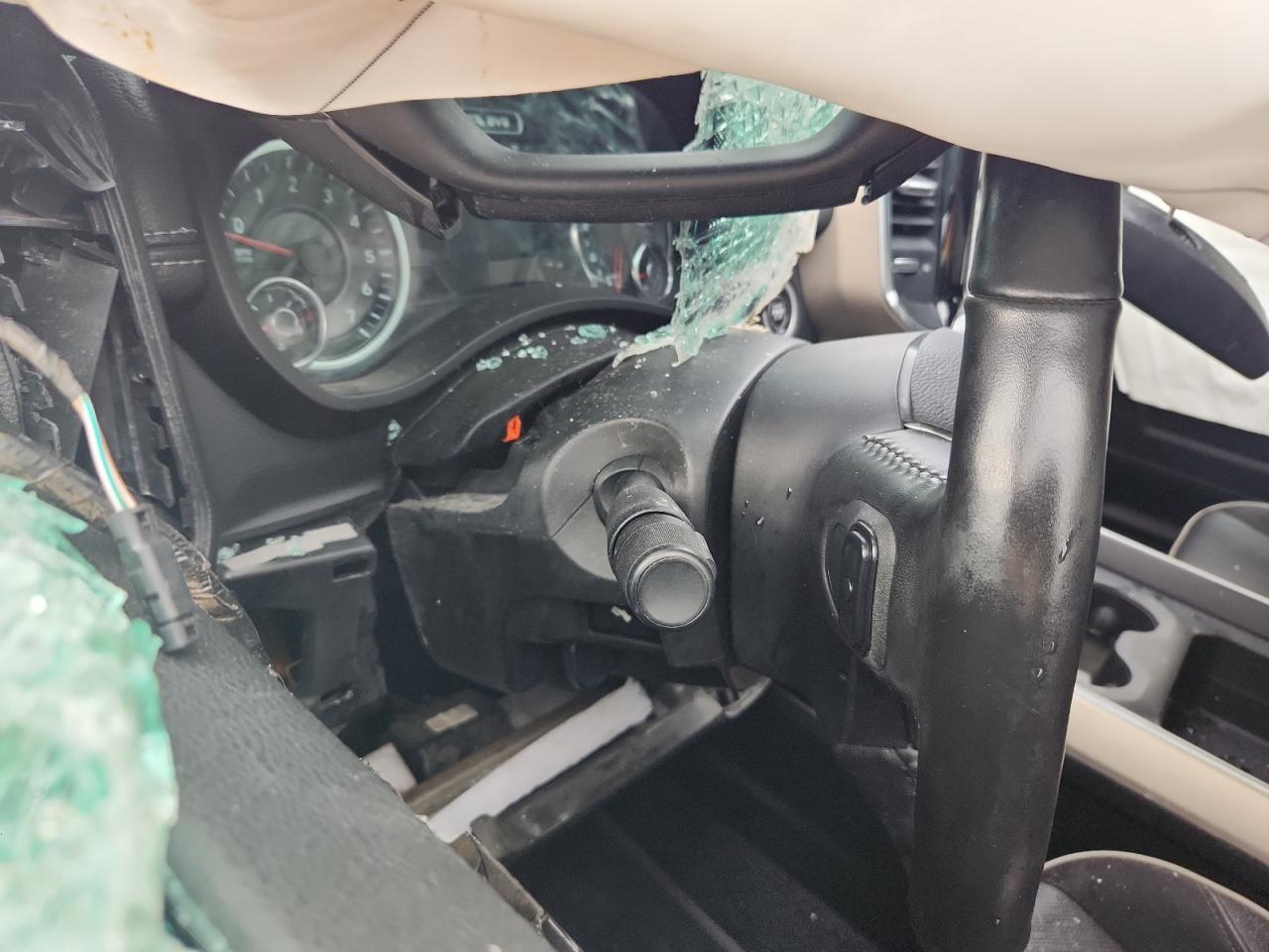 2019 Ram 2500 Laramie VIN: 3C6UR5FJ8KG664170 Lot: 82130005