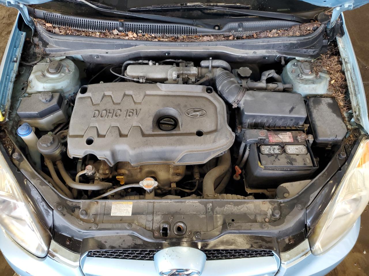 2008 Hyundai Accent Gs VIN: KMHCM36C08U092652 Lot: 83783435