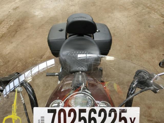 2018 HARLEY-DAVIDSON FLHC HERITAGE CLASSIC  