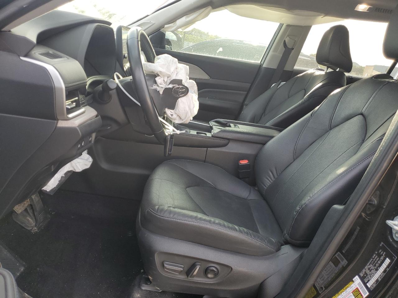 2024 Toyota Grand Highlander Xle VIN: 5TDAAAB51RS005718 Lot: 81150035