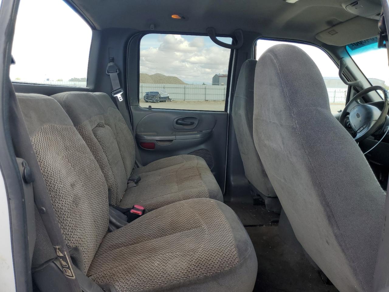 2001 Ford F150 Supercrew VIN: 1FTRW07W61KE38480 Lot: 70784365