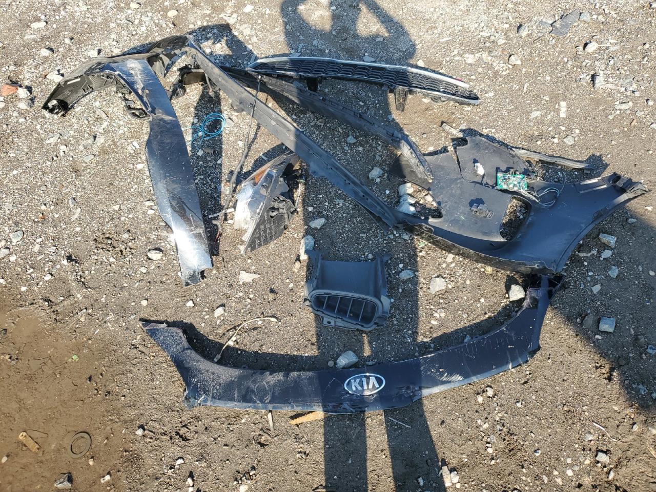 2018 Kia Stinger VIN: KNAE15LA5J6015433 Lot: 80215555