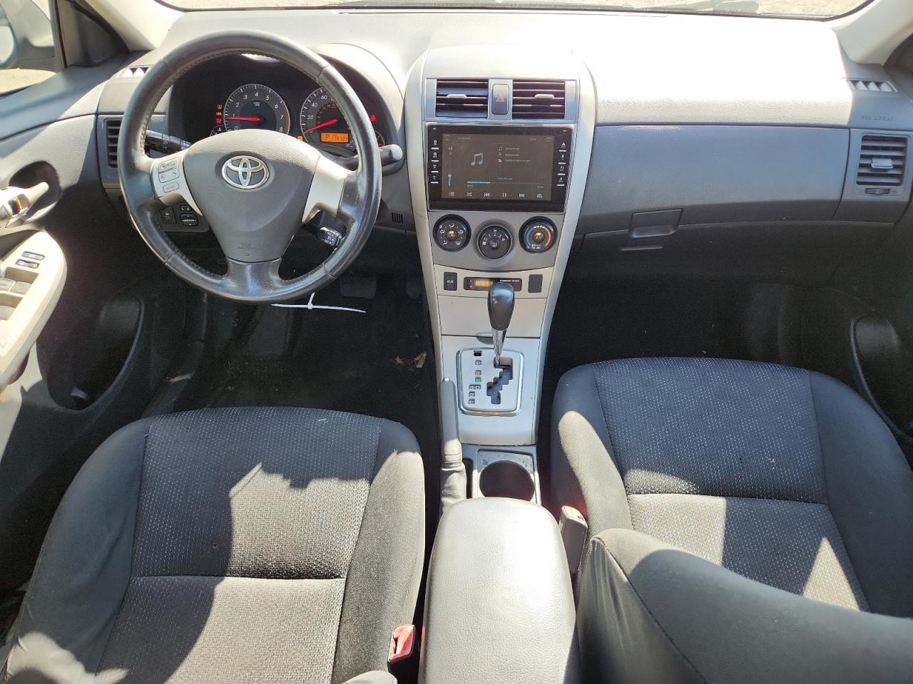 2010 Toyota Corolla Base VIN: 2T1BU4EE8AC261795 Lot: 82040845