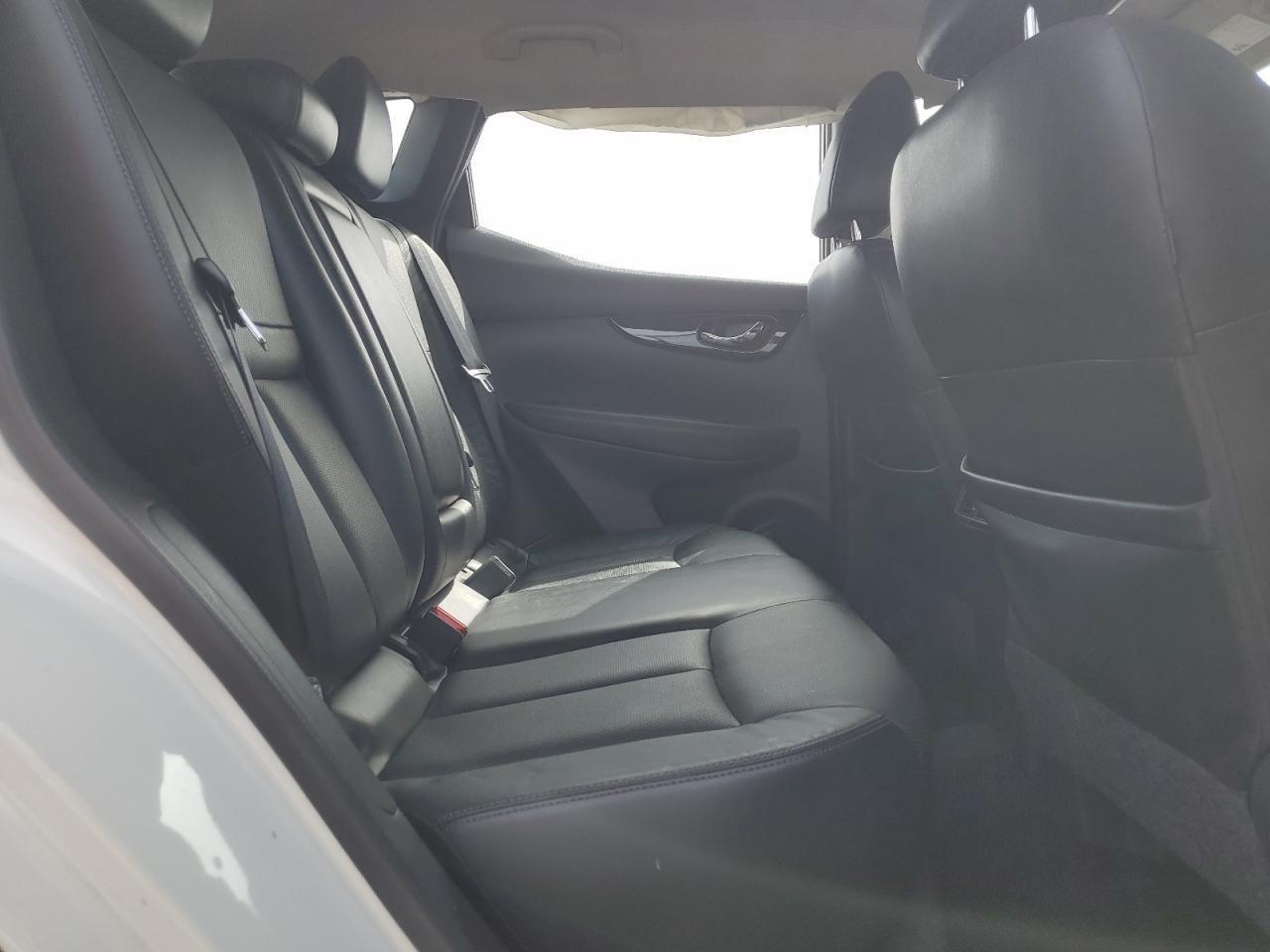 2017 Nissan Rogue Sport S VIN: JN1BJ1CR9HW120591 Lot: 84470485